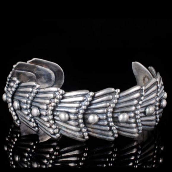 Los Castillo Mexican silver Cuff Bracelet ~ Taxco - Picture 6 of 6